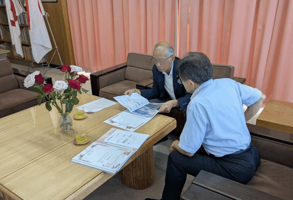 三重県尾鷲市の加藤 千速（かとう ちはや）市長に「おわせ節」を報告面会＠振袖のミヤイ