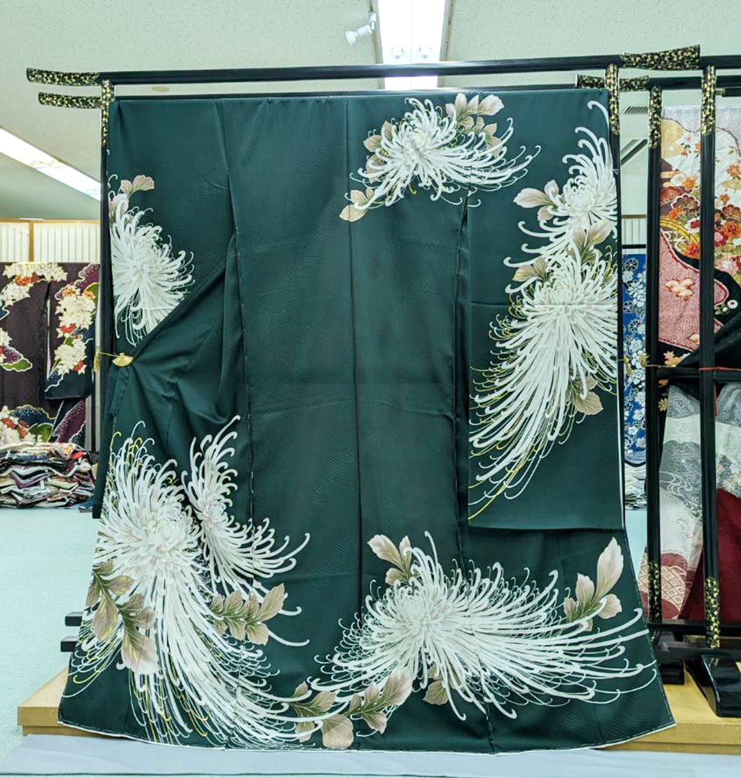 日本伝統の紋様をあしらった王道・古典柄の振袖！