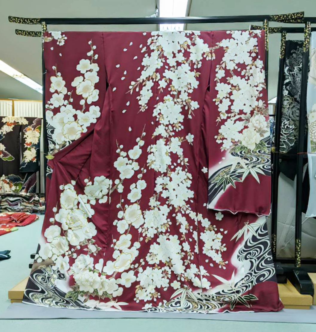 日本伝統の紋様をあしらった王道・古典柄の振袖！