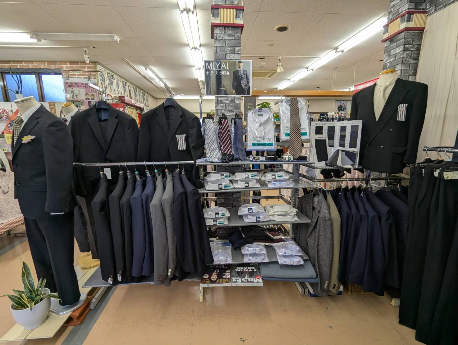 【尾鷲・熊野】令和8年春成人式・入社式のスーツ選び。失敗しない「既製」と「オーダー」の使い分けとは？ミヤイ「スーツ応援フェア」開催のお知らせ＠三重県尾鷲市「振袖のミヤイ」